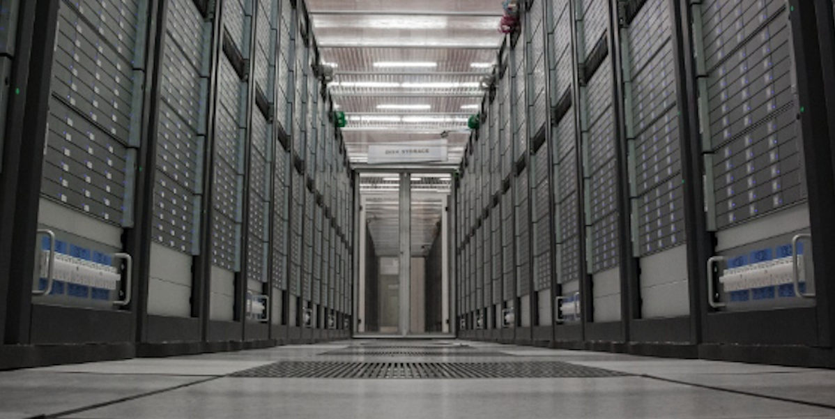 You are currently viewing CERN’s data centers cross the exabyte disk storage milestone