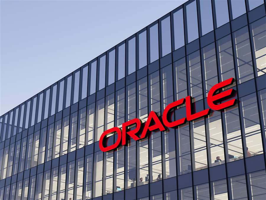 You are currently viewing Oracle to invest $10bn in data center expansion