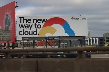 You are currently viewing Alphabet’s quarterly capex hits $13bn, Google Cloud revenues jump to $10.32bn